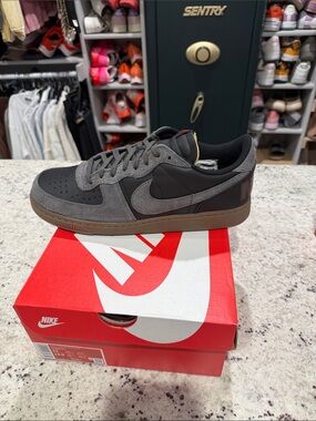 Nike Terminator low